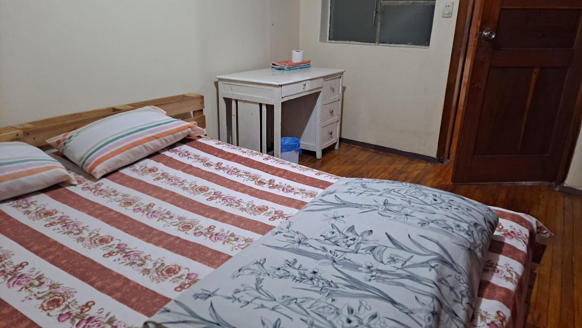 Albergue Camry Backpackers佳美背包客旅馆 กูเอ็งกา ภายนอก รูปภาพ