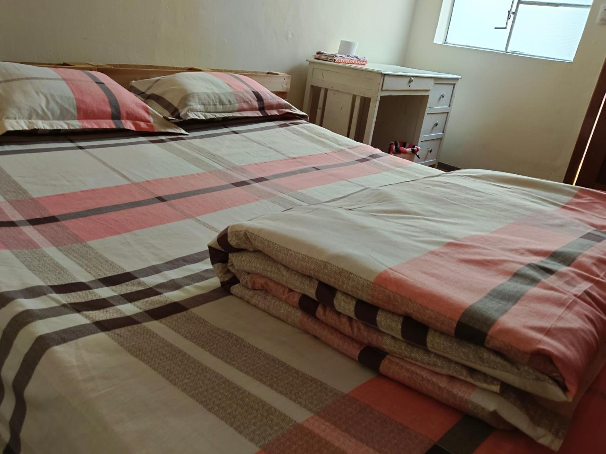 Albergue Camry Backpackers佳美背包客旅馆 กูเอ็งกา ภายนอก รูปภาพ