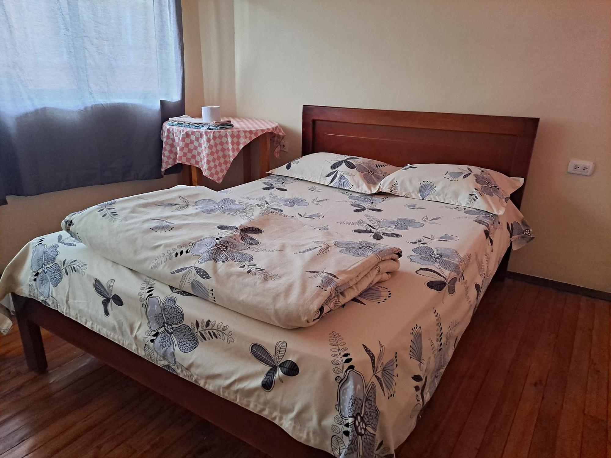 Albergue Camry Backpackers佳美背包客旅馆 กูเอ็งกา ภายนอก รูปภาพ